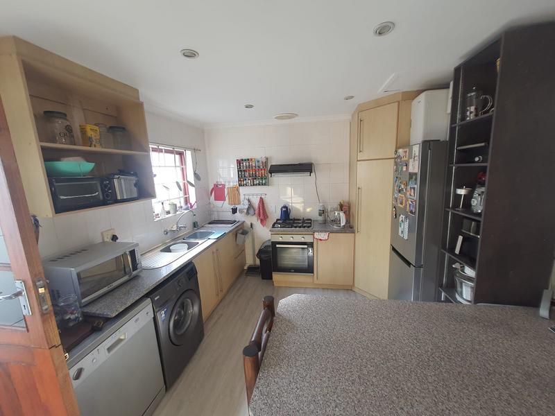 To Let 3 Bedroom Property for Rent in Bonnie Brae Western Cape